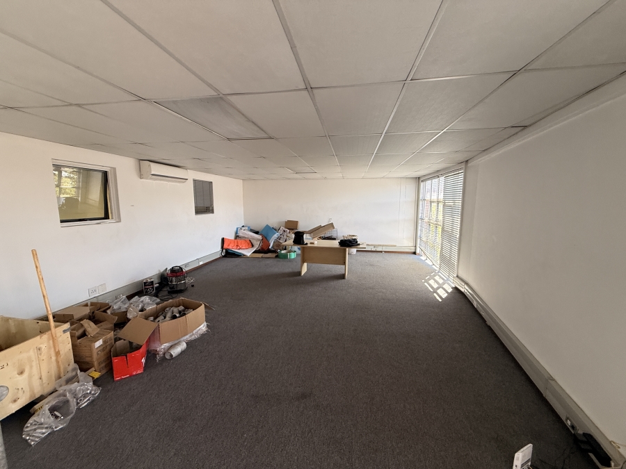 To Let Commercial Property for Rent in Beaconvale Western Cape